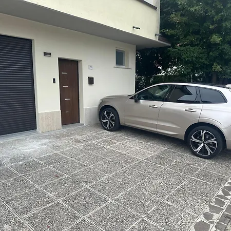 Maisonette Salvaterra شقة *